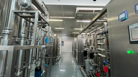 Système d'eau médicale et pharmaceutique