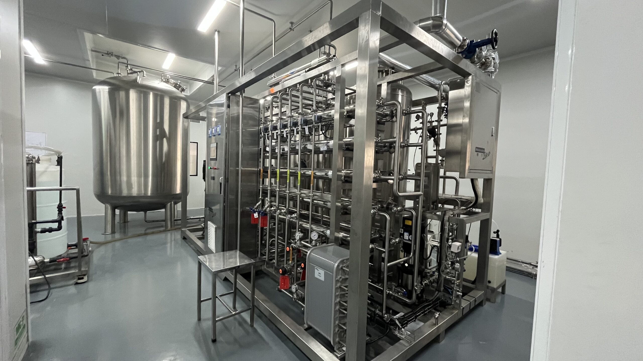 Solution d'eau qualifiée GMP